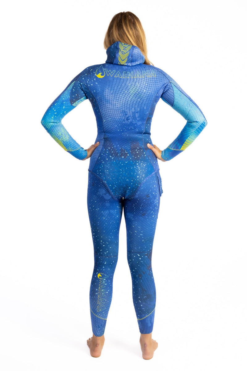 Waihana Women’s Kajiki 1.5mm Hooded Wetsuit