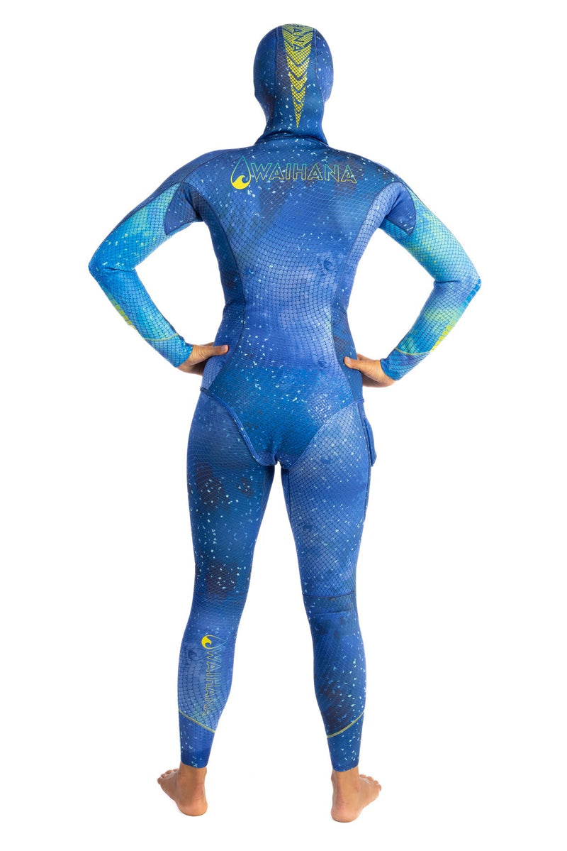 Waihana Women’s Kajiki 1.5mm Hooded Wetsuit