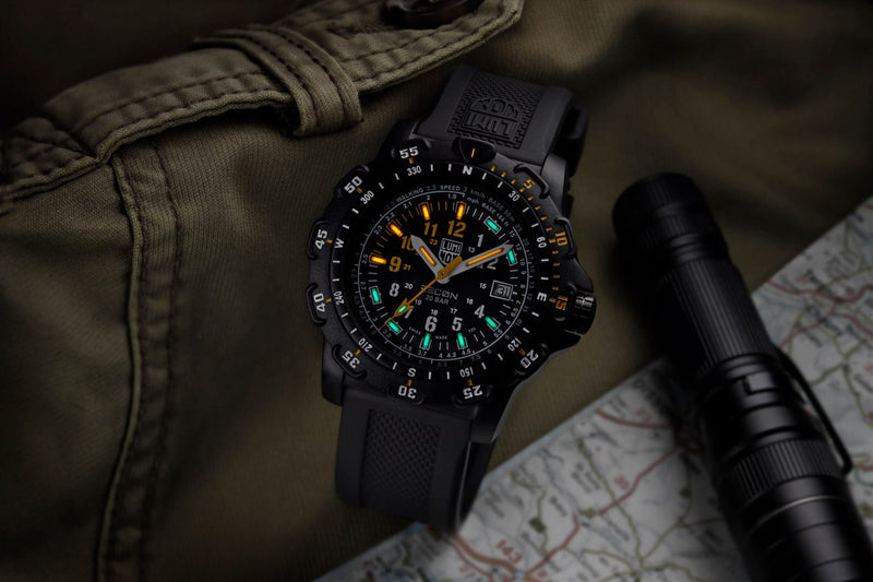 Luminox RECON Point Man 8820 Series Heritage 45mm Outdoor Watch